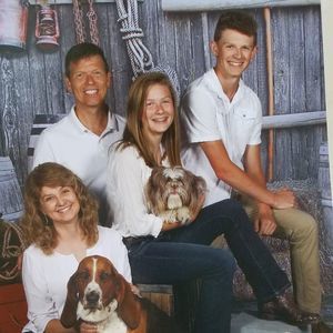 Meet your Posher, Melanie